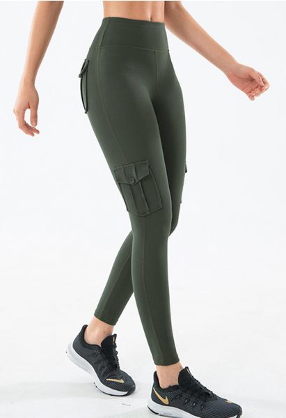 Buttoned Flap Pocket Seamed Cropped Leggings in Army Green