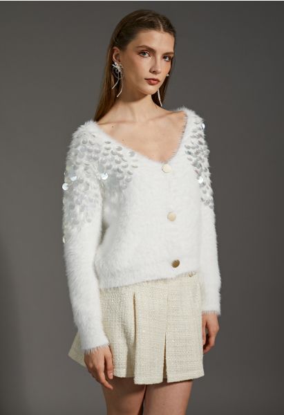 Fluffy V-Neck Sequins Buttoned Crop Cardigan in White