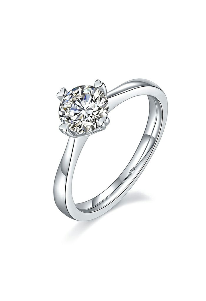 Hollow Heart Moissanite Diamond Ring