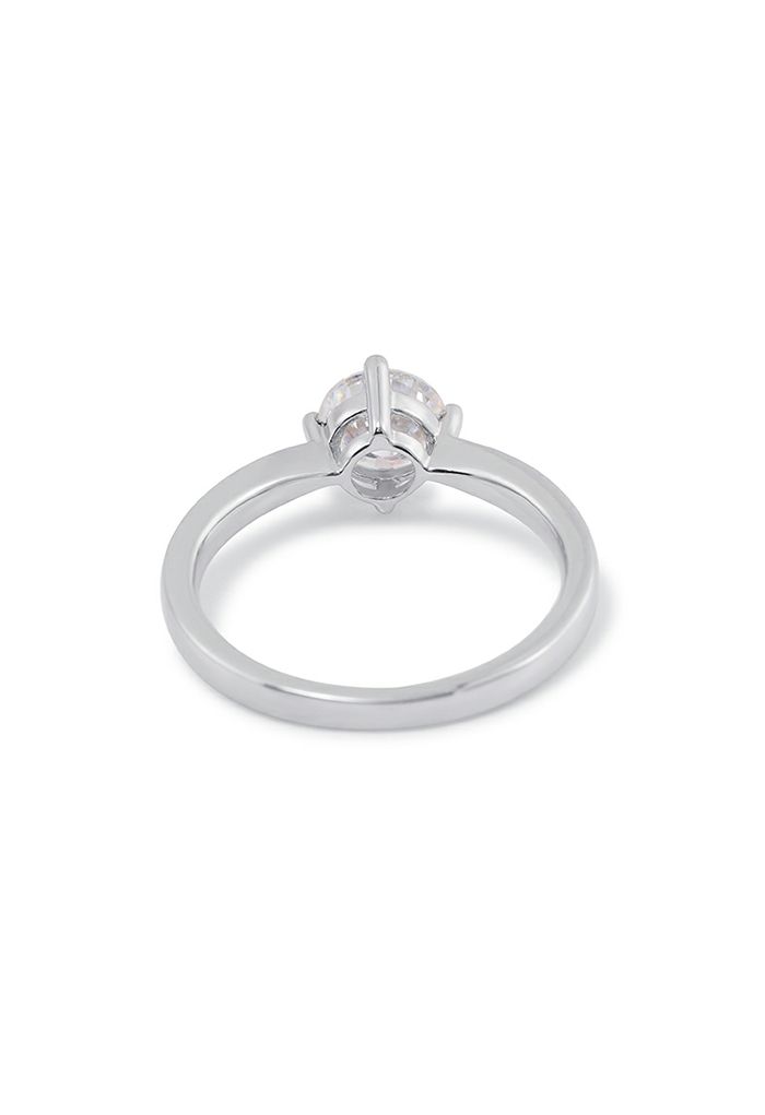 Exceptional Moissanite Diamond Ring