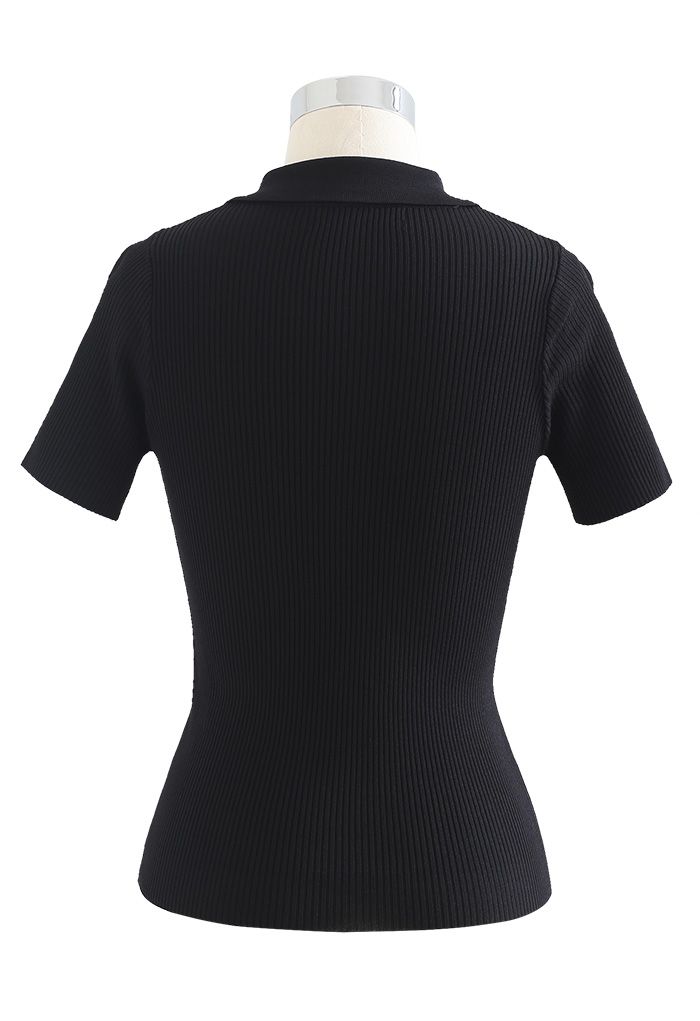 Triple Buttons Short Sleeve Fitted Knit Top in Black