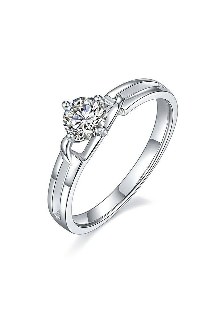 Hollow Out Moissanite Diamond Ring