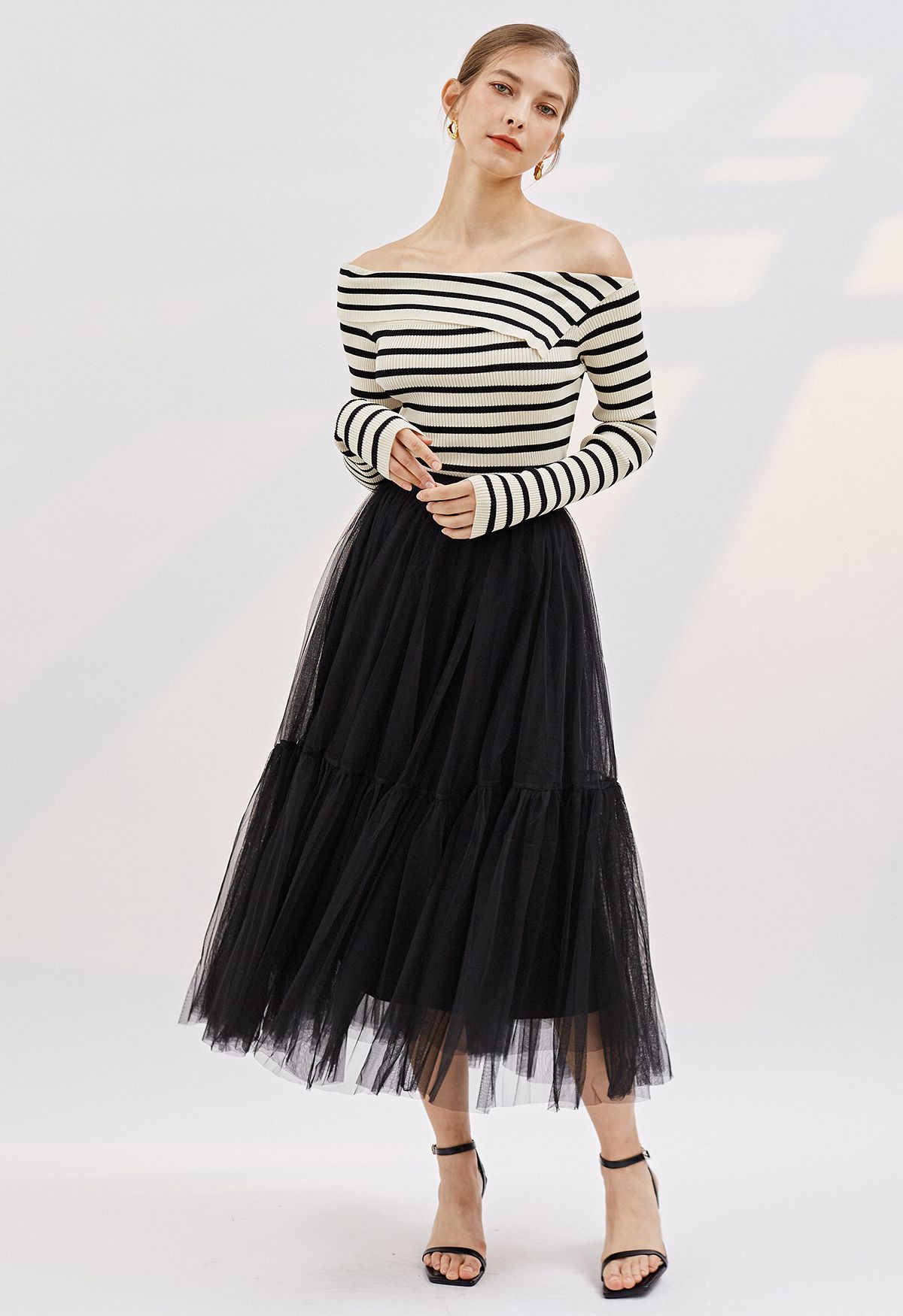 Can't Let Go Mesh Tulle Skirt in Black