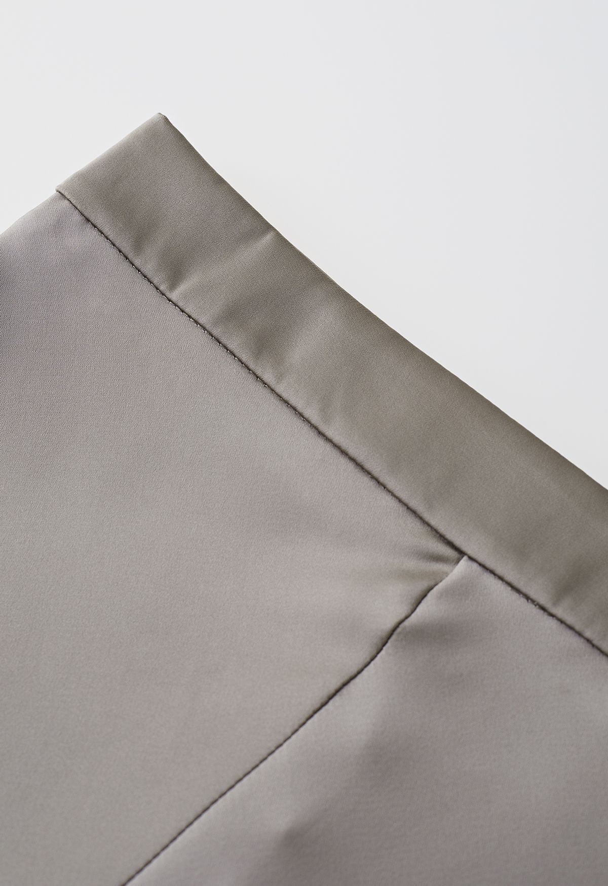 Middle Seam Smooth Satin Drape Maxi Skirt in Taupe