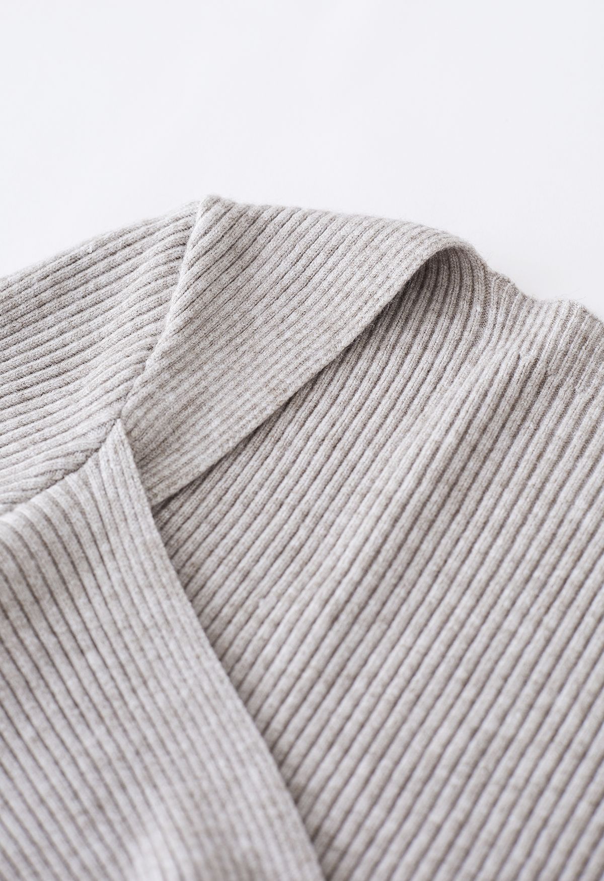 Sweetheart Twist Front Ribbed Knit Top in Linen