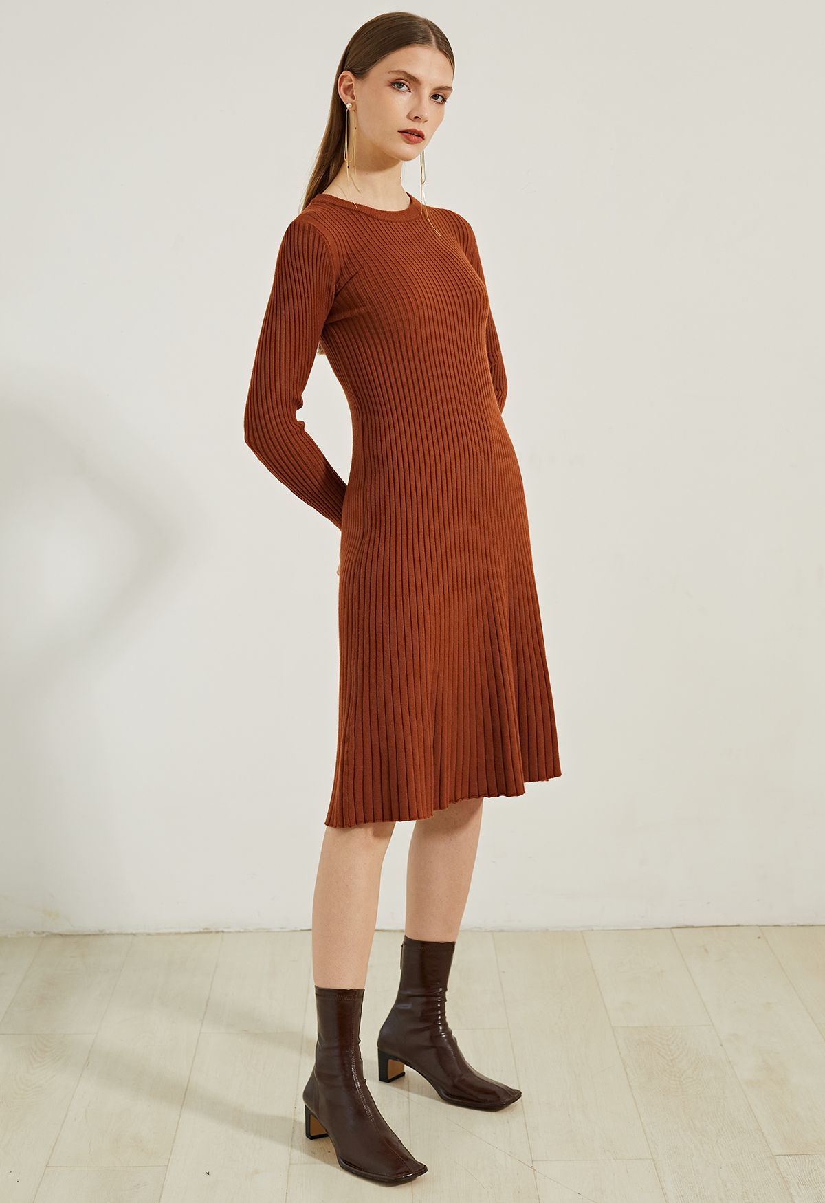 Ribbed Texture Frilling Midi Dress in Caramel