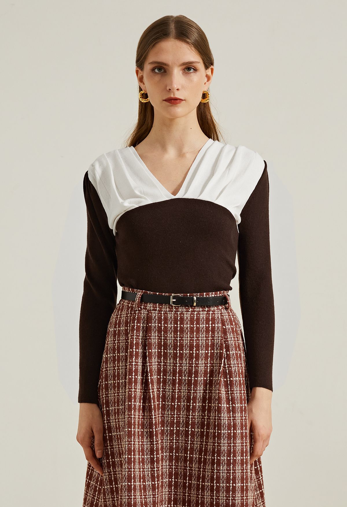 V-Neck Pleated Knit Top in Brown