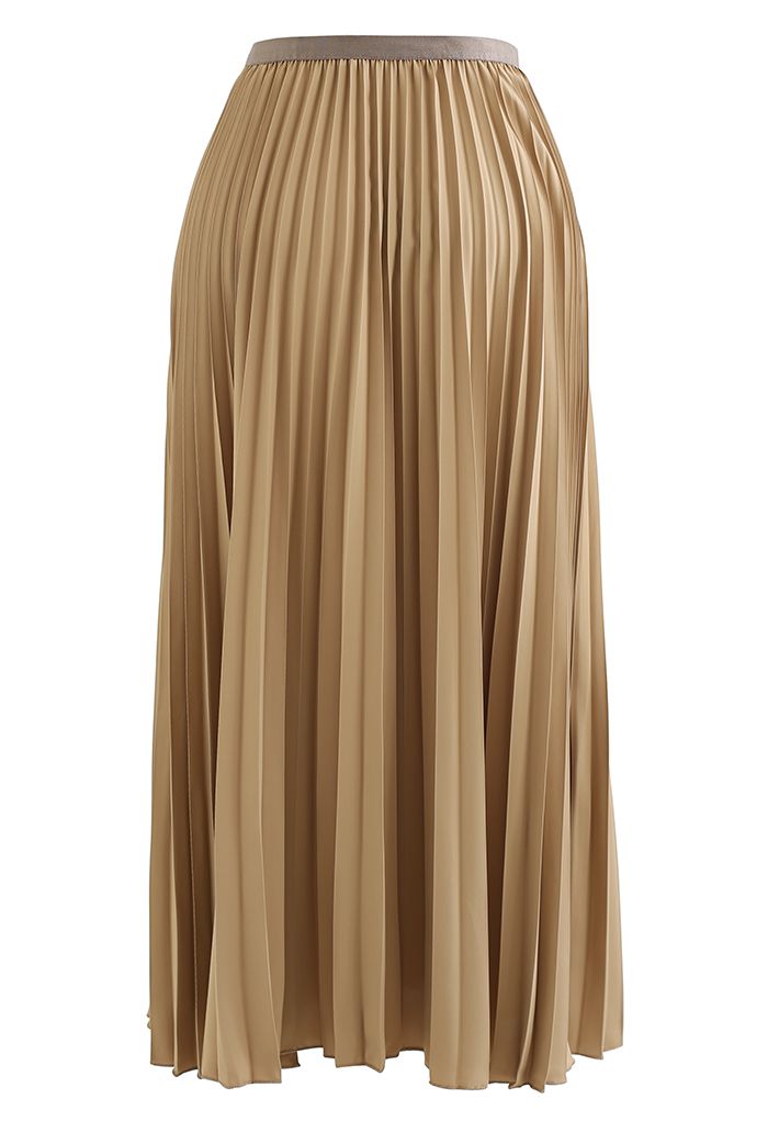 Simplicity Pleated Midi Skirt in Light Tan