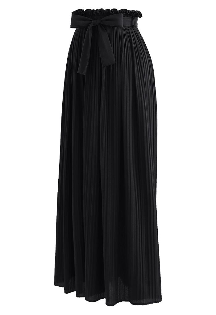 Tie-Waist Pleated Wide Leg Pants in Black