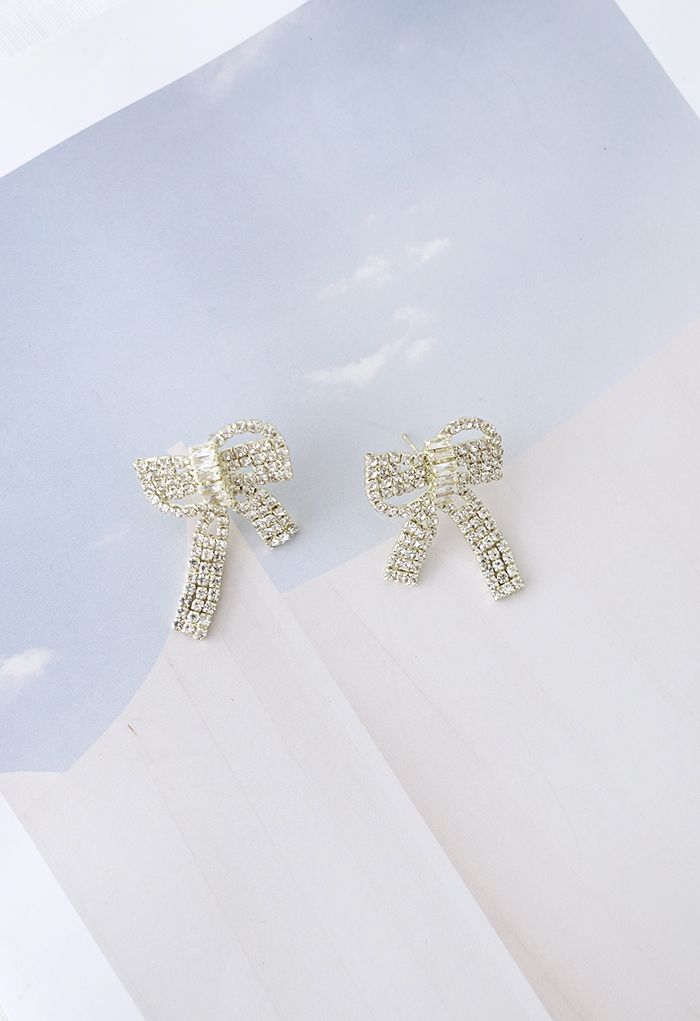 Glistening Bowknot Earring