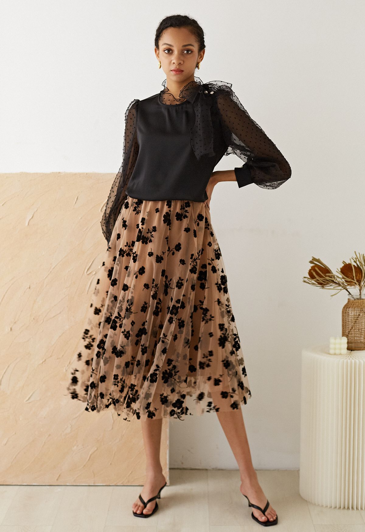 Flock Dots Organza Bubble Sleeve Bowknot Satin Shirt in Black