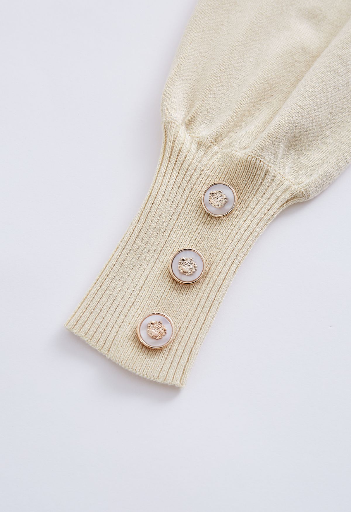 Rib Splicing Fitted Soft Knit Sweater in Cream