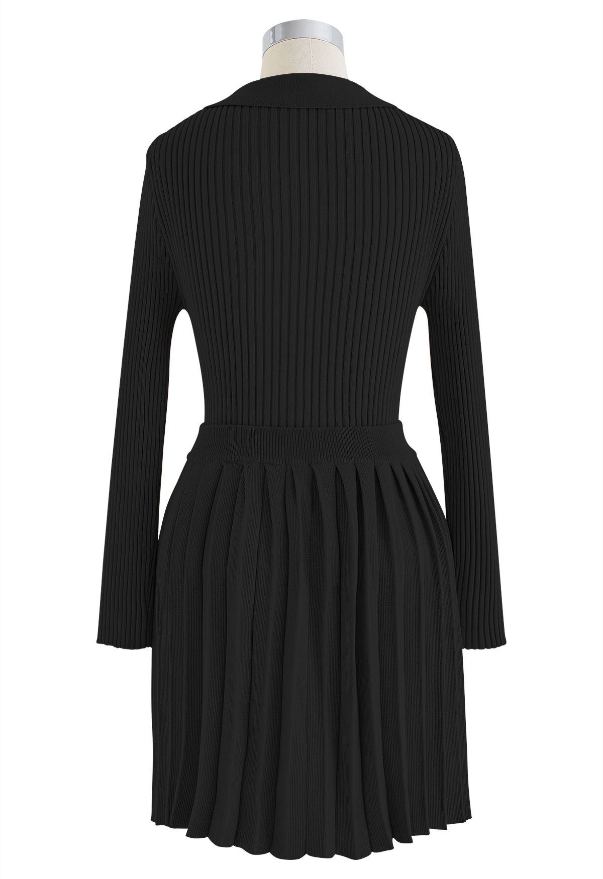 Collared V-Neck Knit Top and Pleated Skirt Set in Black