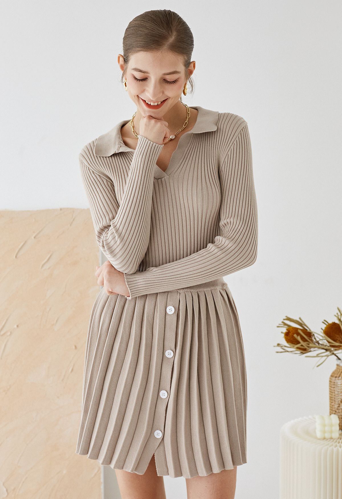 Collared V-Neck Knit Top and Pleated Skirt Set in Oatmeal