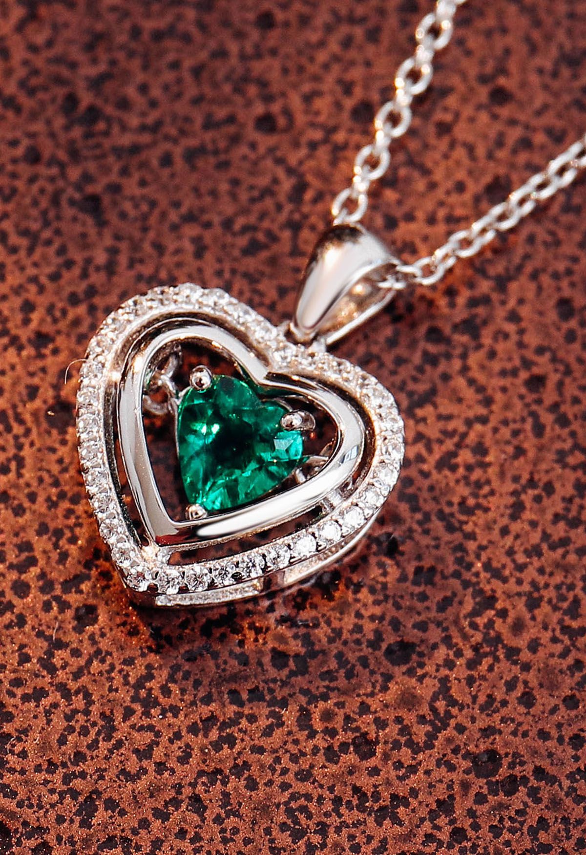 Hollow Heart Shape Emerald Gem Necklace