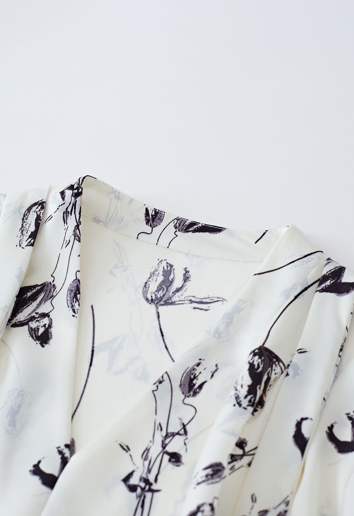 Tulip Print V-Neck Satin Shirt in White