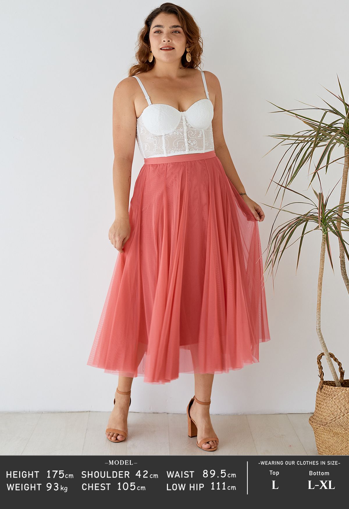 My Secret Garden Tulle Maxi Skirt in Coral