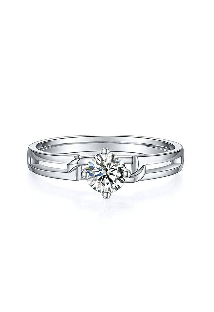 Hollow Out Moissanite Diamond Ring