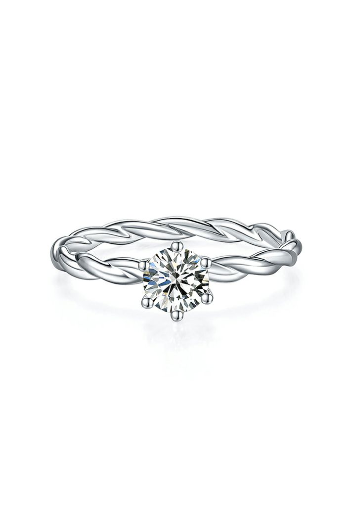 Twisted Shape Moissanite Diamond Ring