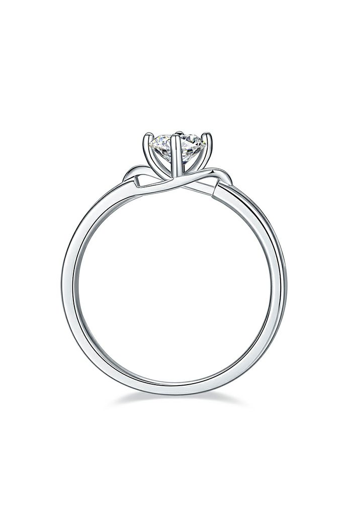 Hollow Out Moissanite Diamond Ring