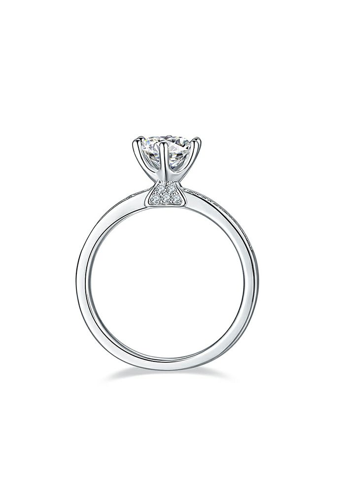 Retro Classic Moissanite Diamond Ring