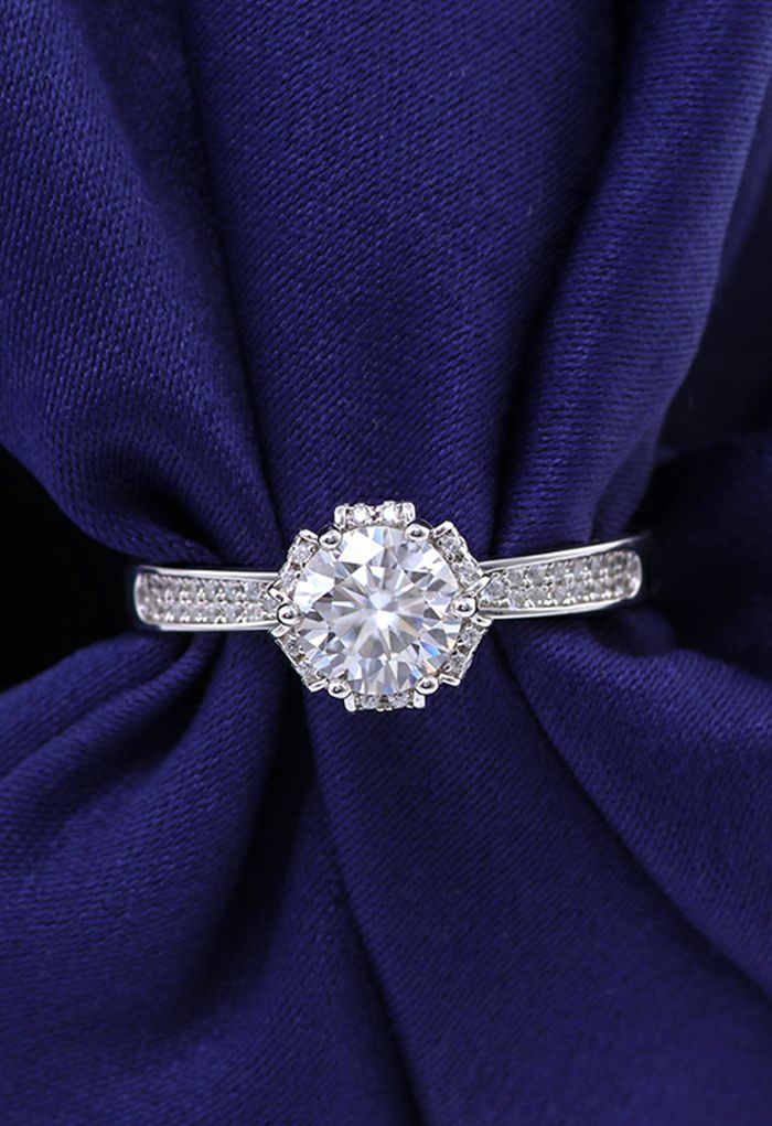 Double Layer Edge Moissanite Diamond Ring