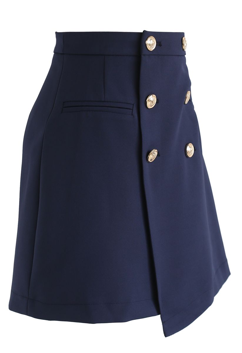 Falda azul marino con botones de solapa de Medal of Vogue