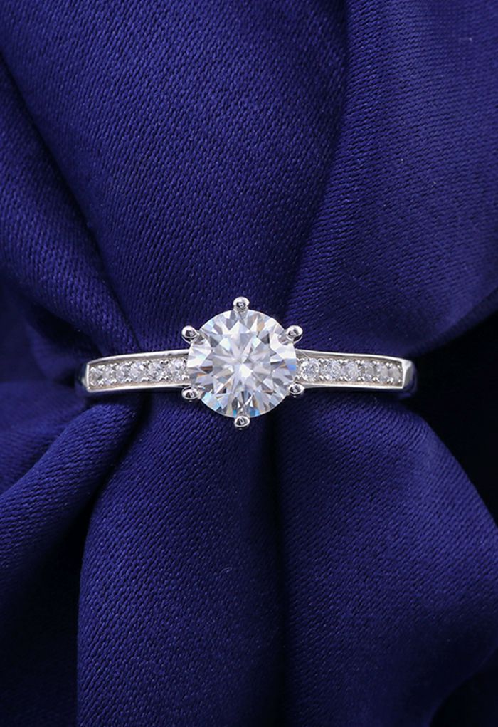 Retro Classic Moissanite Diamond Ring