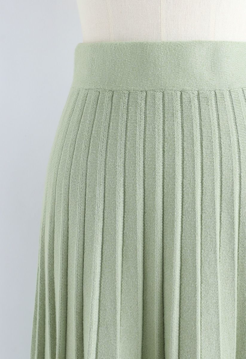 A-Line Pleated Knit Midi Skirt in Pea Green