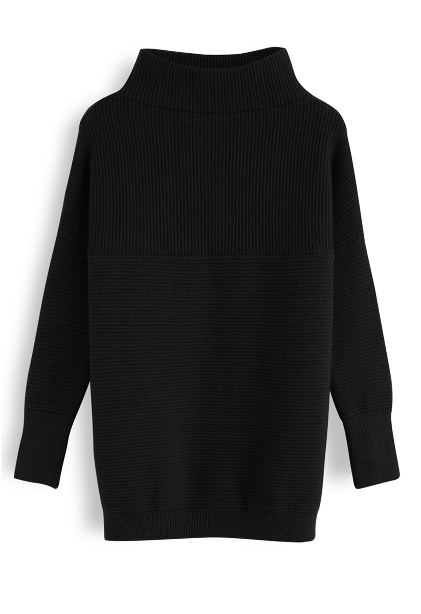 Cozy Ribbed Turtleneck Sweater in Black